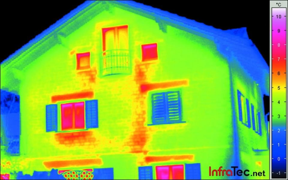 Ein Wärmebild eines Hauses